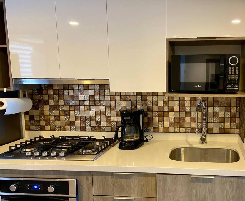 Harbor 7010 By Moikkarentals Beachfront 600Mb Wifi Puerto Vallarta Exterior photo
