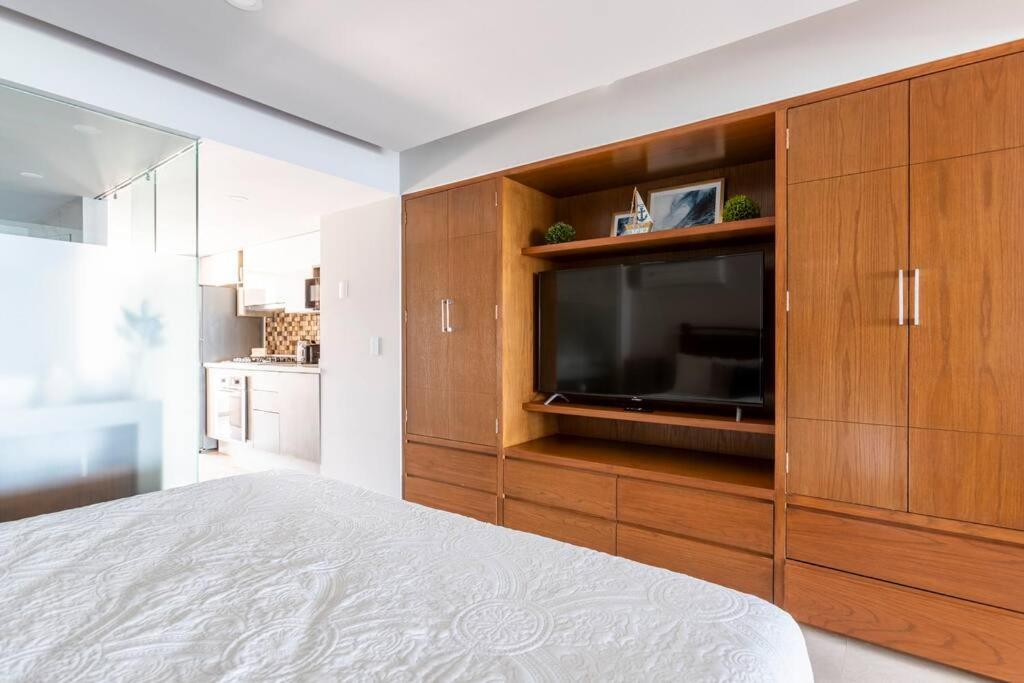 Harbor 7010 By Moikkarentals Beachfront 600Mb Wifi Puerto Vallarta Exterior photo