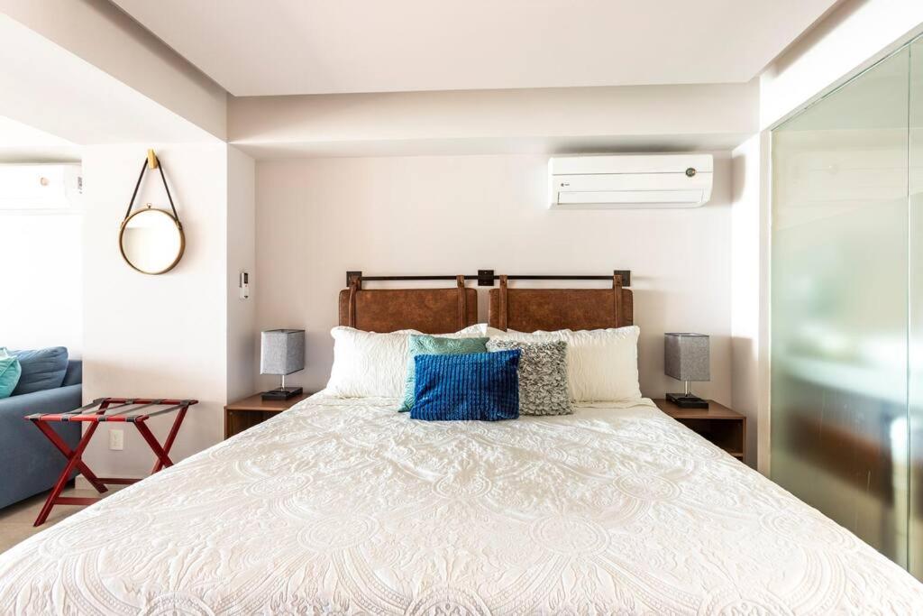 Harbor 7010 By Moikkarentals Beachfront 600Mb Wifi Puerto Vallarta Exterior photo